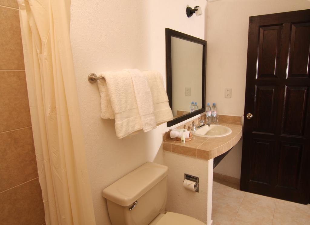 Hotel Villa Del Villar Querétaro Zimmer foto